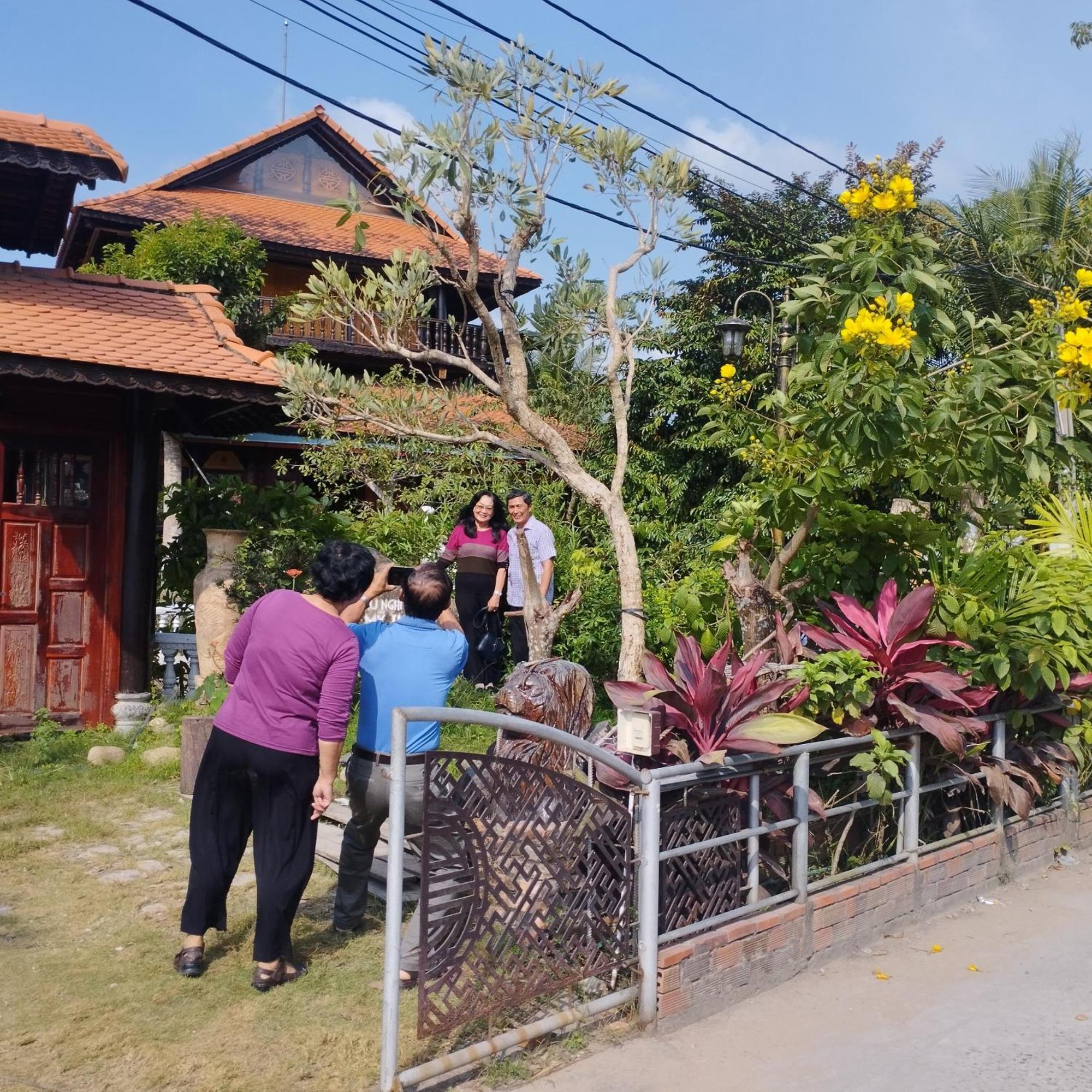 Brown House Resort Can Tho Bagian luar foto
