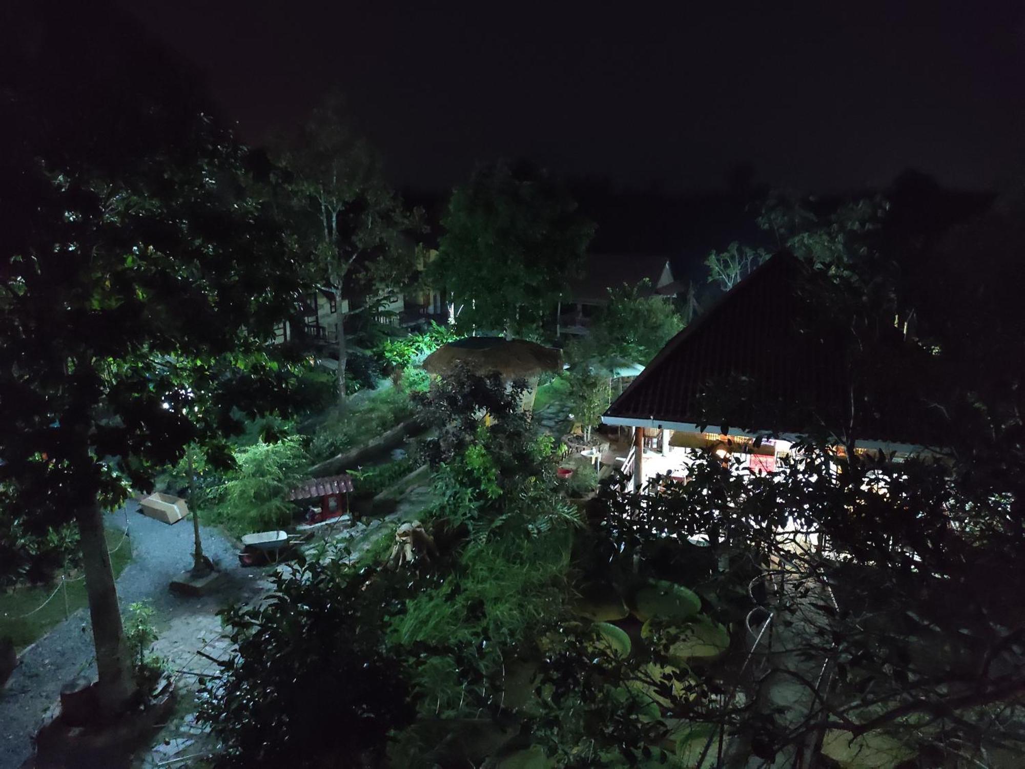 Brown House Resort Can Tho Bagian luar foto